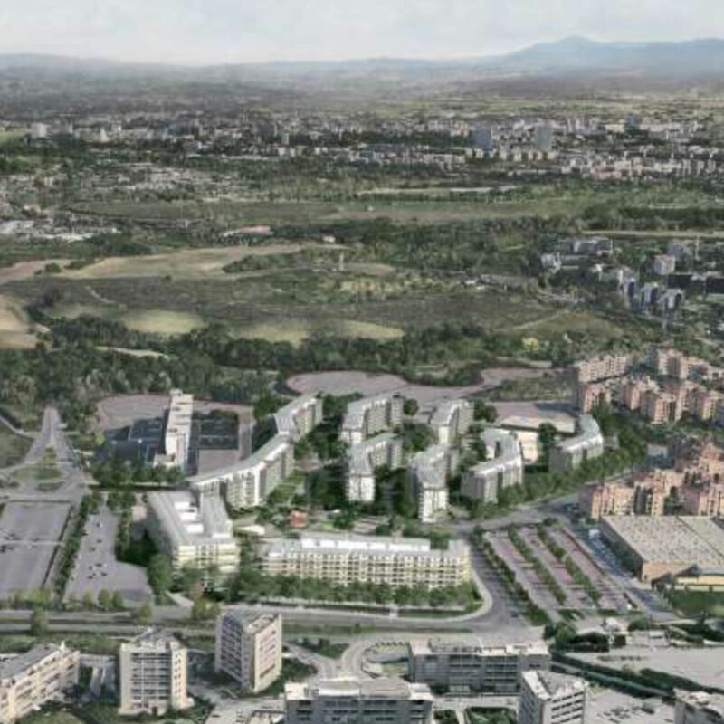 Demolizione di immobile non residenziale e progetto edilizio di lottizzazione con incremento della metratura lorda.